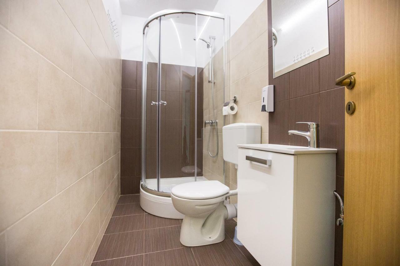 Asgard Guesthouse Josipdol Ngoại thất bức ảnh