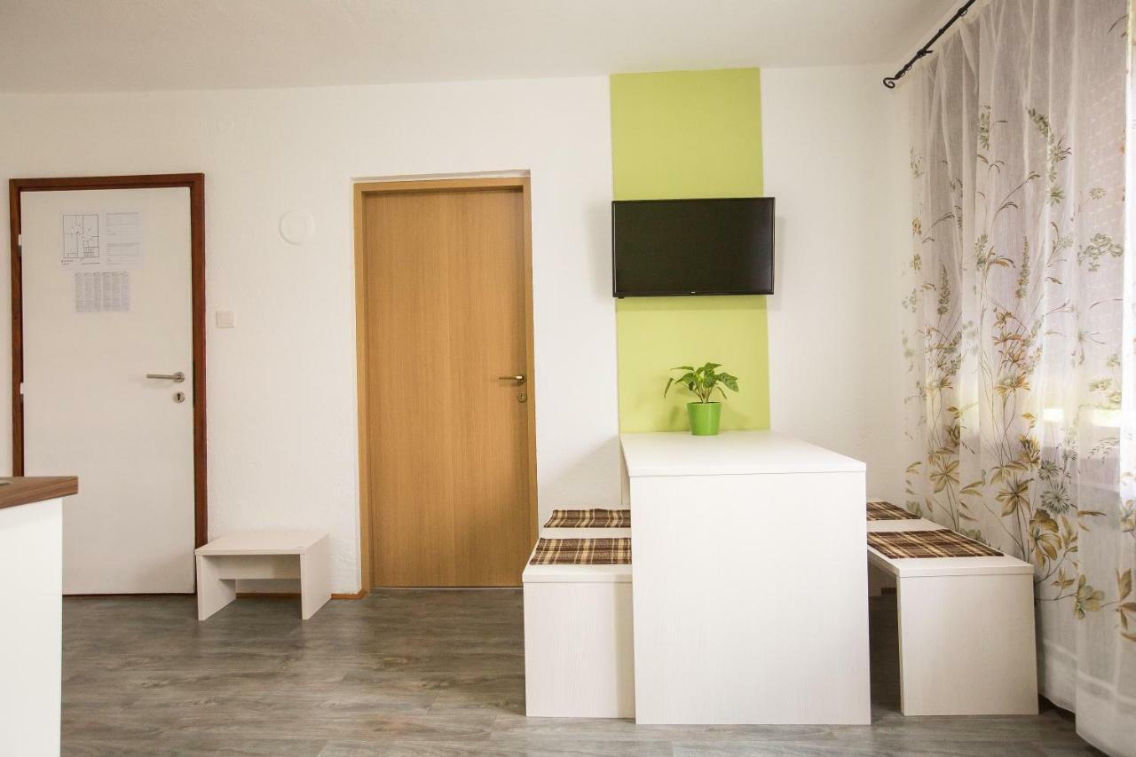 Asgard Guesthouse Josipdol Ngoại thất bức ảnh